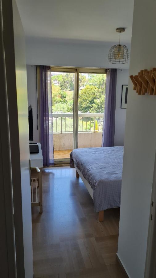 2P Entierement Climatise I Bien Insonorise I Wifi I A 300 M De La Mer I Restaurants Commerces Et Transports A 5Mn A Pied I Ideal 2 Personnes I Possibilite 4 Avec Canape Lit De Qualite I Tres Belle Douche Кань-сюр-Мер Екстер'єр фото